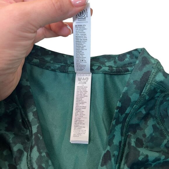 Athleta Set of‎ two RacerBack Tank tops woman size Small - Picture 7 of 12